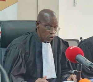 « Conspiration contre Doumbouya » : Pourquoi le Barreau de Guinée porte plainte
