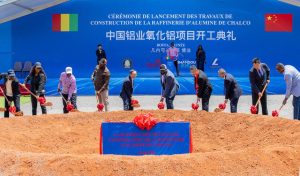 Transformation de la bauxite en alumine : la Guinée démarre le projet de sa 3ème raffinerie