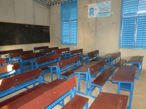Burkina Faso : recycler le plastique pour équiper les écoles
