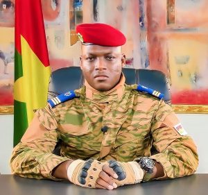 Recul inédit de la liberté de la presse au Burkina Faso : jusqu’à 30 ans de prison pour des délits de presse